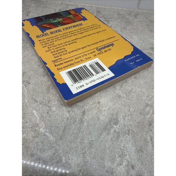 Goosebumps #3 Monster Blood 1992 by R.L Stine. Paperback. Like New - Picture 5 of 9